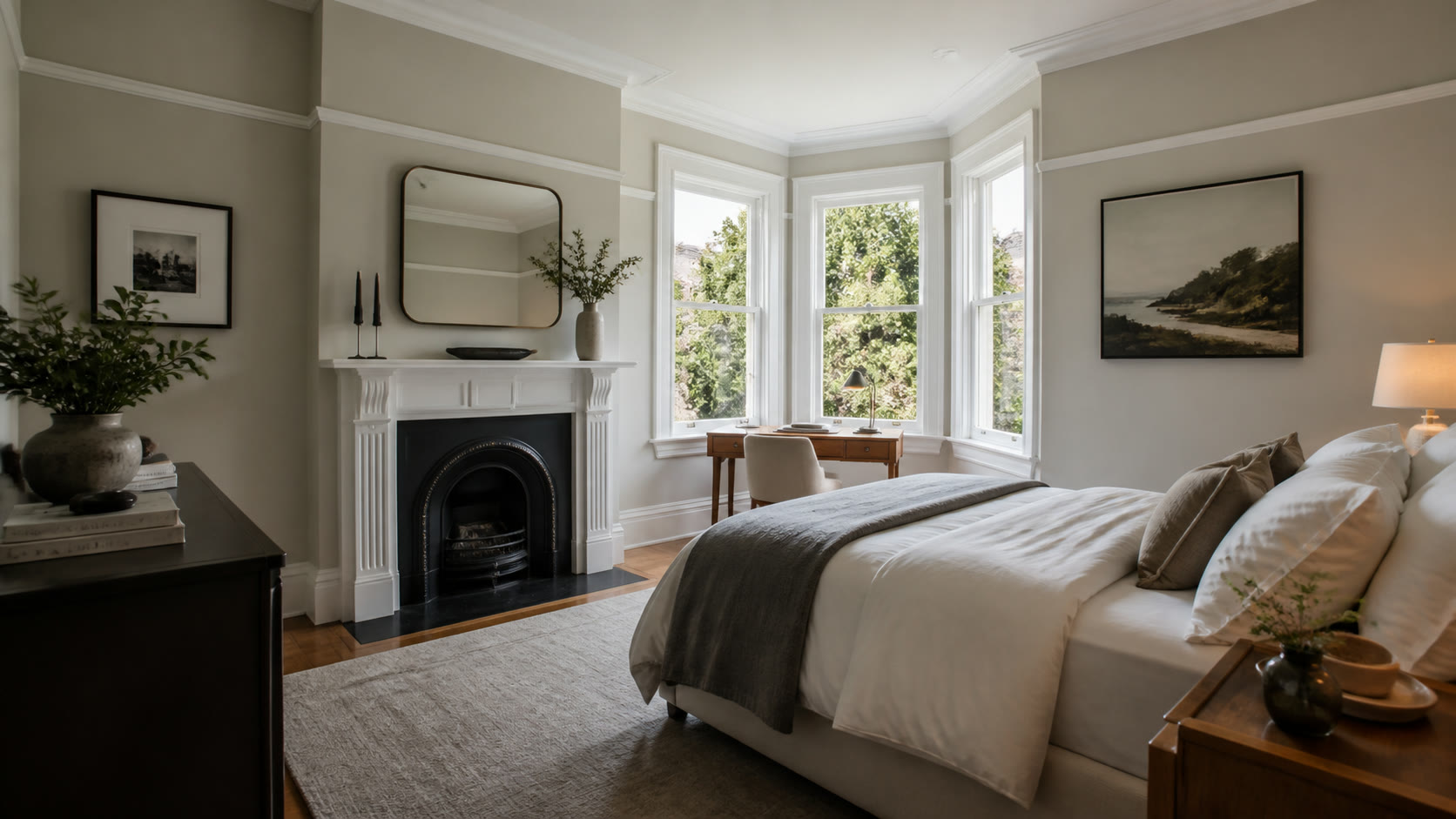 Secondary bedroom of a Pacific Heights Edwardian